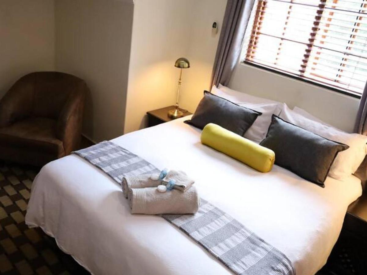 פוצ'פסטרום The Oak Potch Guesthouse מראה חיצוני תמונה